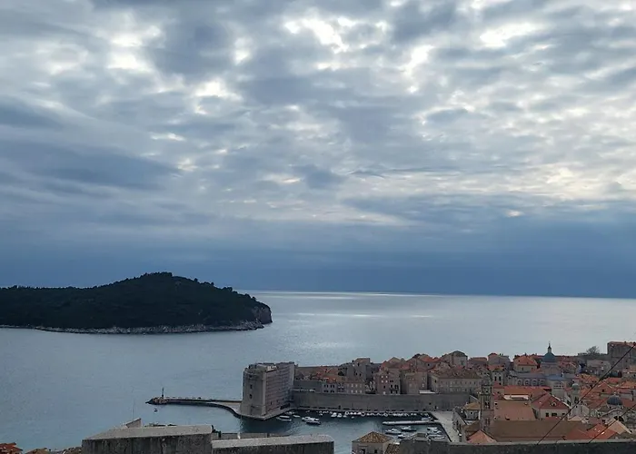 Gjenero شقة دوبروفينك