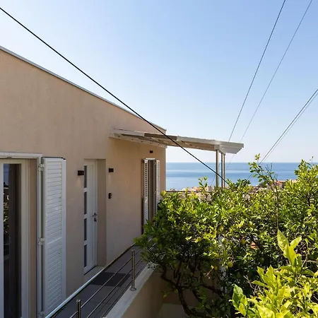 Gjenero Apartamento *