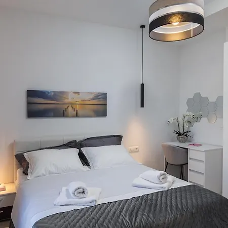 Gjenero Apartment